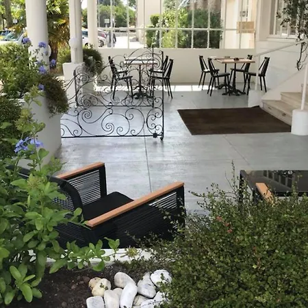 The Originals Boutique, Victoria,