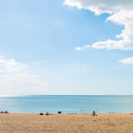 ホテル The Originals Boutique, Victoria, シャトライヨン・プラージュ