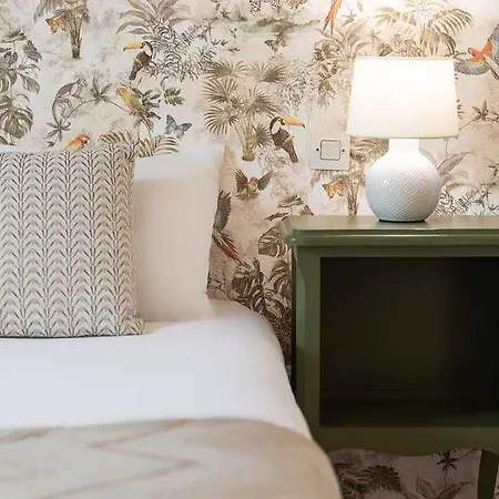 Hotel The Originals Boutique, Victoria, 3*