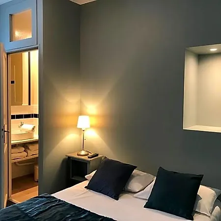 The Originals Boutique, Victoria, 3*