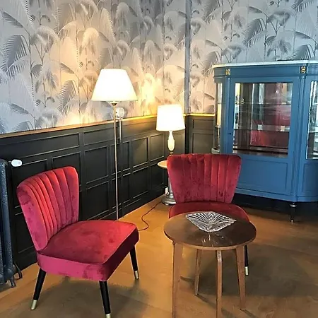 Отель The Originals Boutique, Victoria, 3*