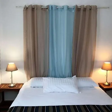 The Originals Boutique, Victoria, 3*