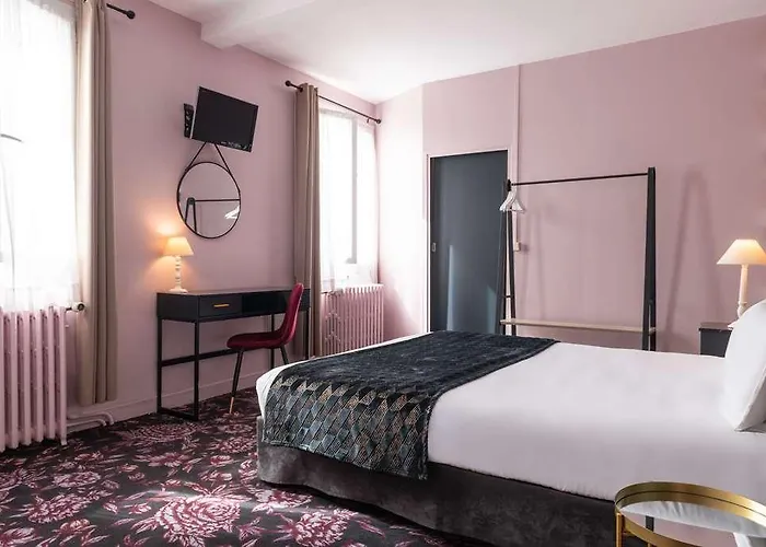 Hotel The Originals Boutique, Victoria,