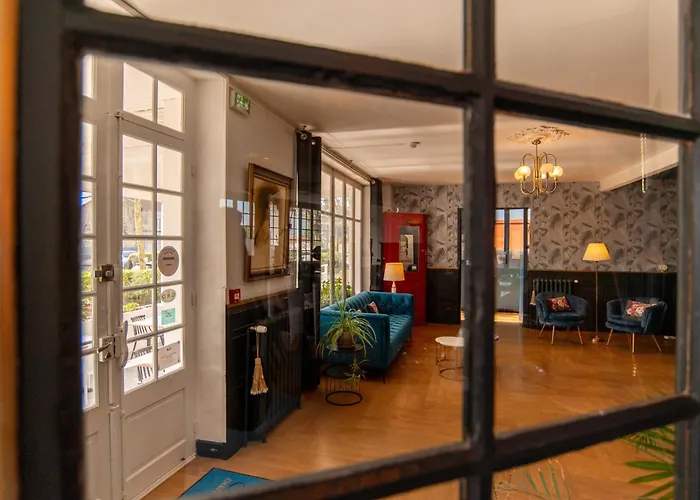 Hotel The Originals Boutique, Victoria, 3*