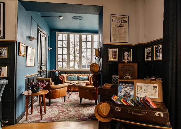 The Originals Boutique, Victoria,