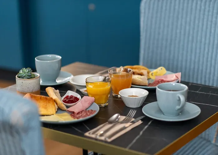 The Originals Boutique, Victoria, 3*